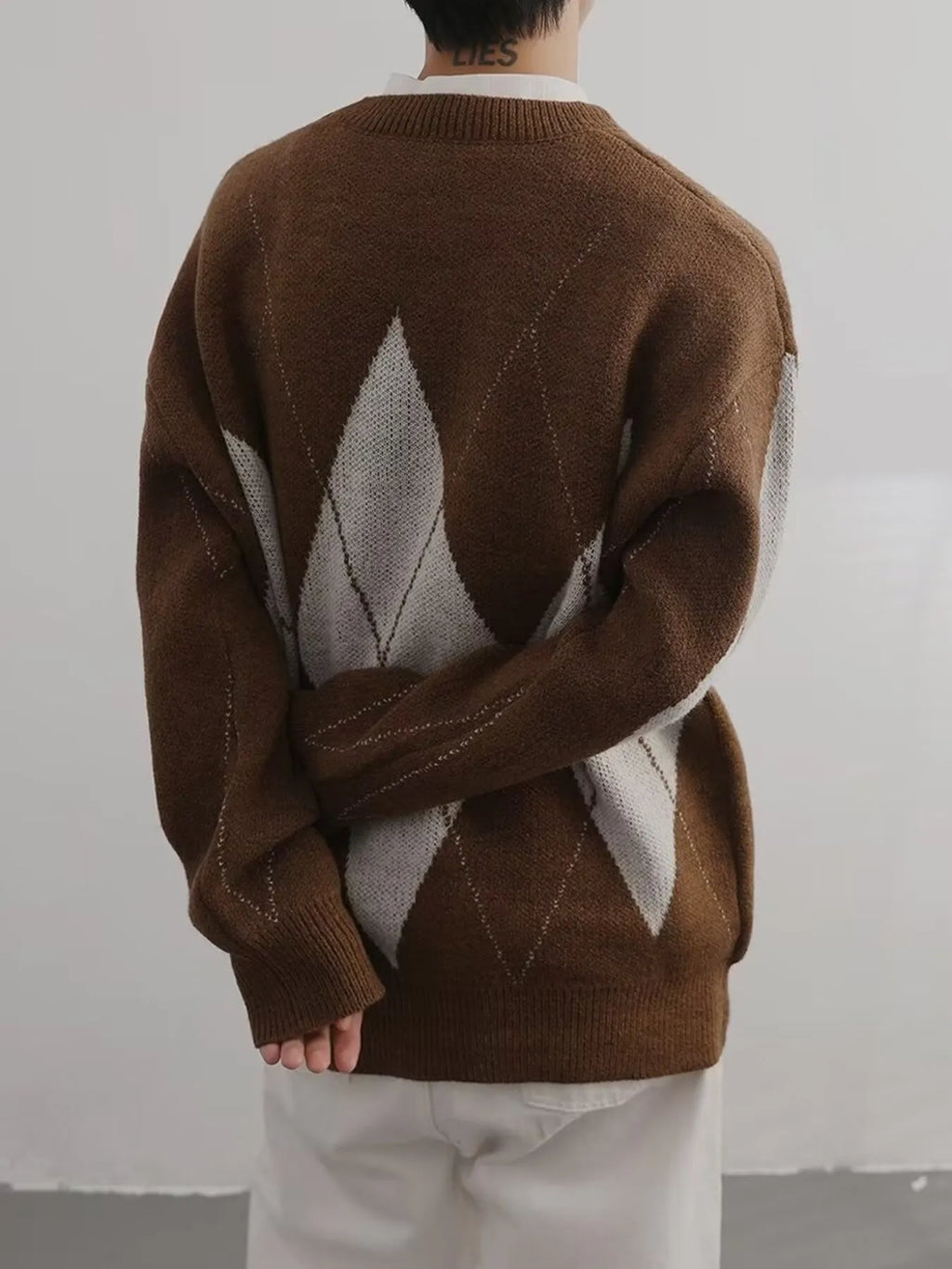 Men's Argyle Pattern Oversized Sweater