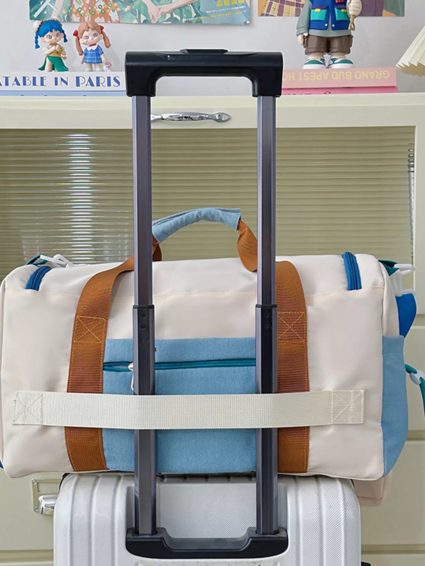 Multi-Pocket Nylon Duffel Bag