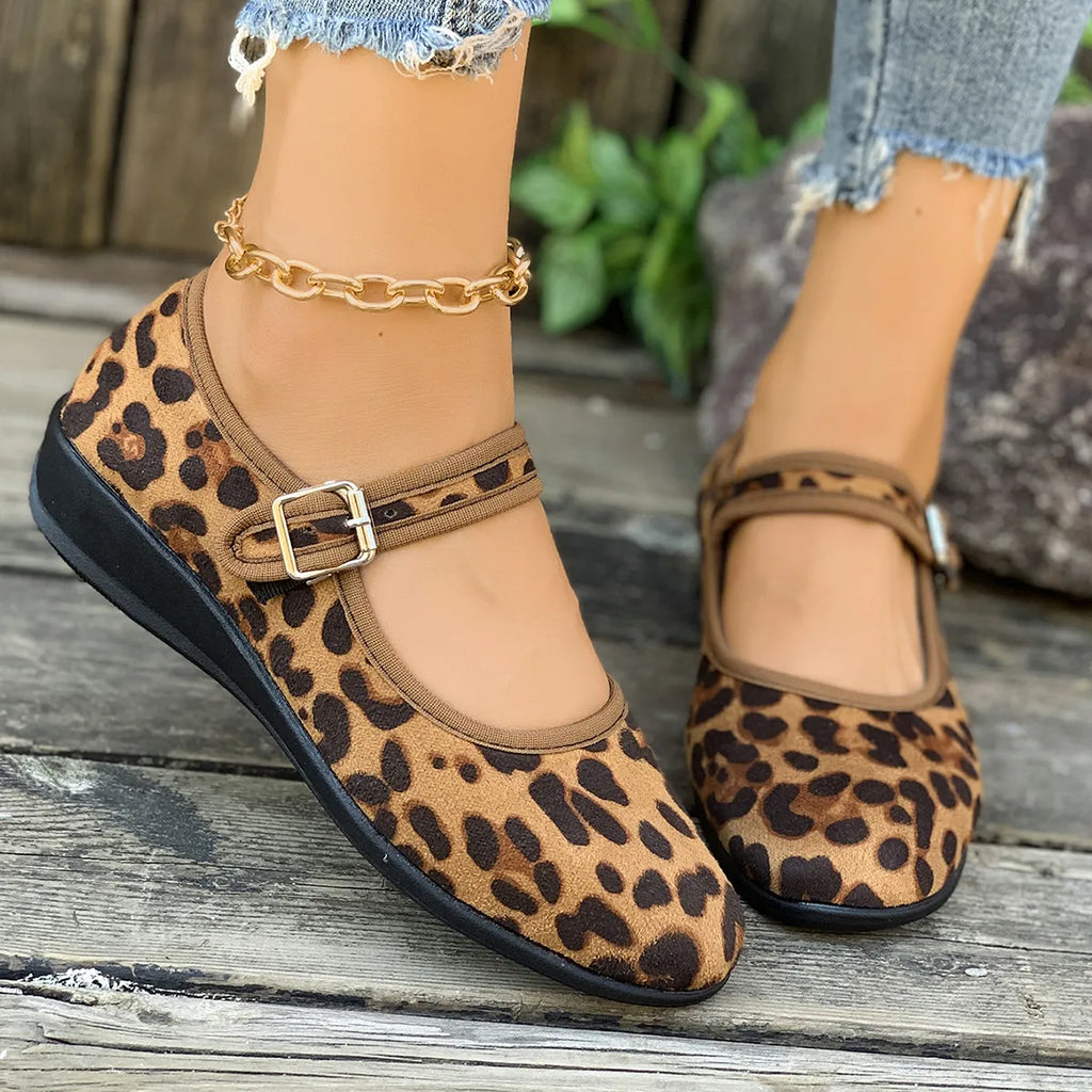Round Toe Mesh Slip-Ons