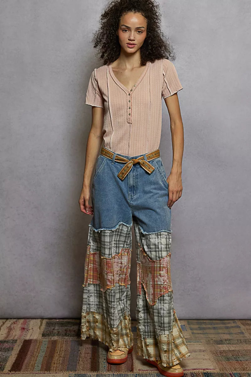 POL V-Neck Short Sleeve Top with Stitch Seam Detail