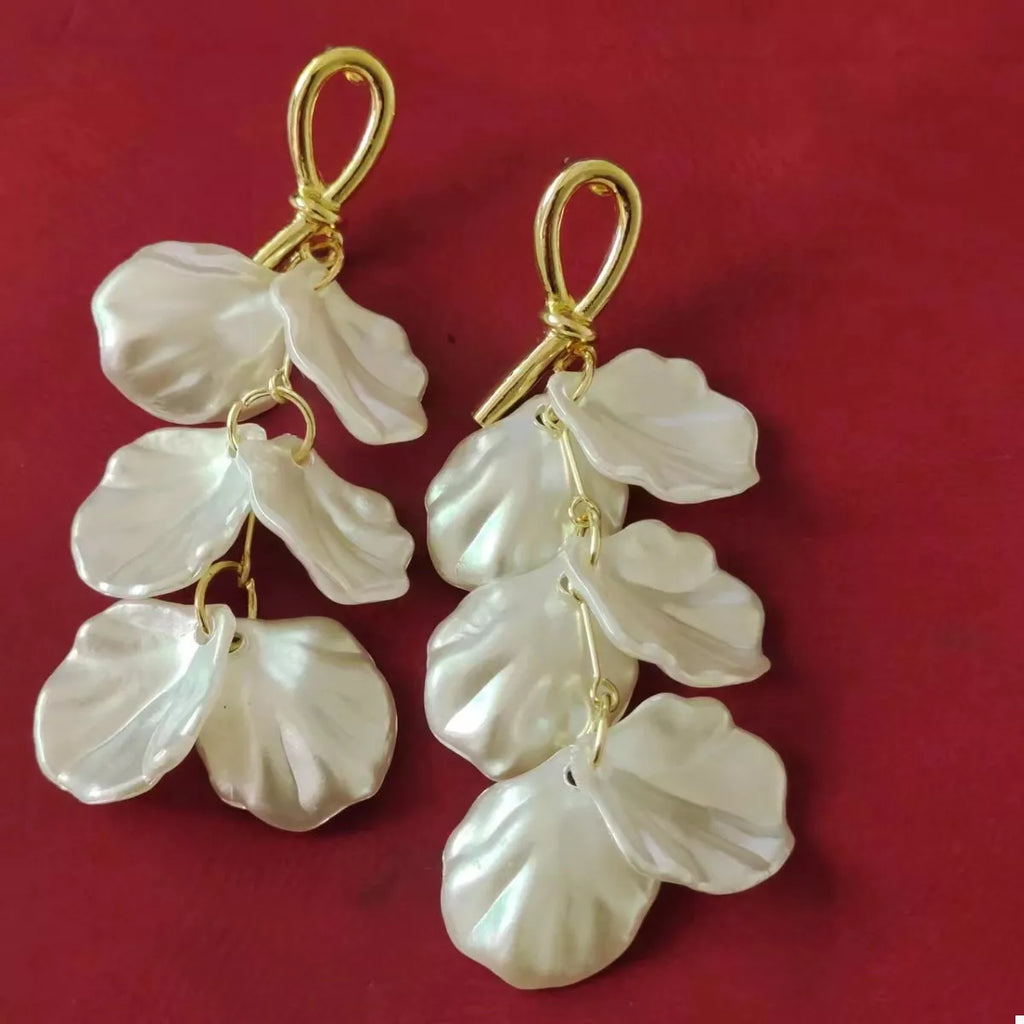 Shell Shape Drop Earrings