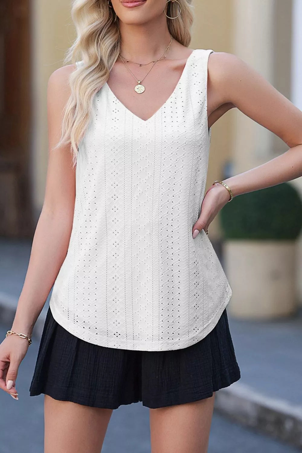 Eyelet Knit Patterned Loose V Neck Tank Top