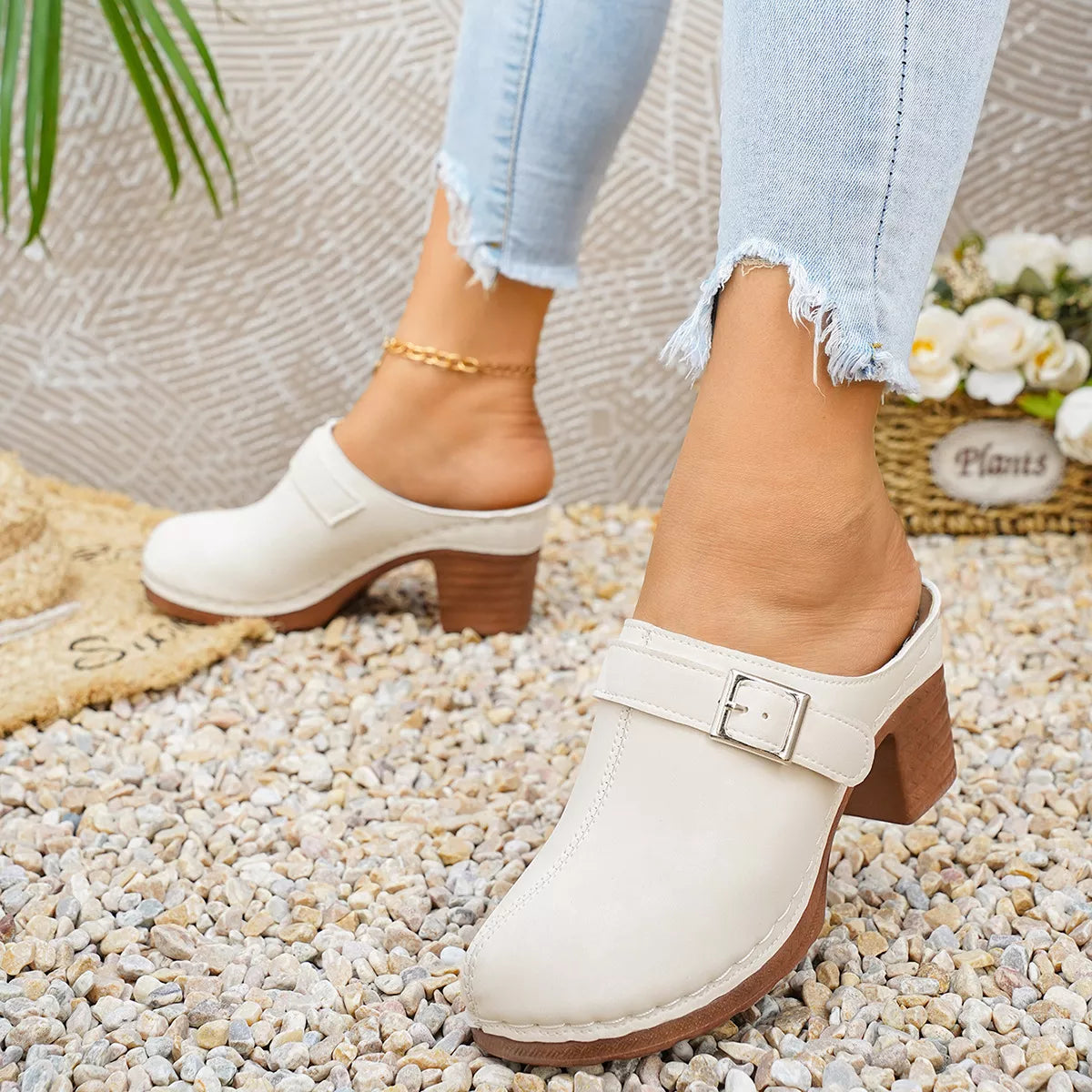 Round Toe Block Heels Sandals