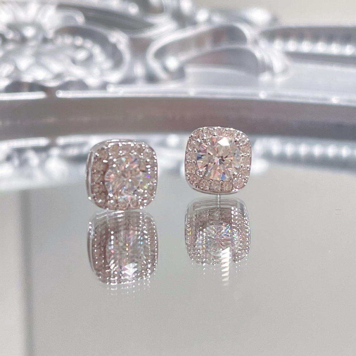 1 Carat Moissanite 925 Sterling Silver Stud Earrings