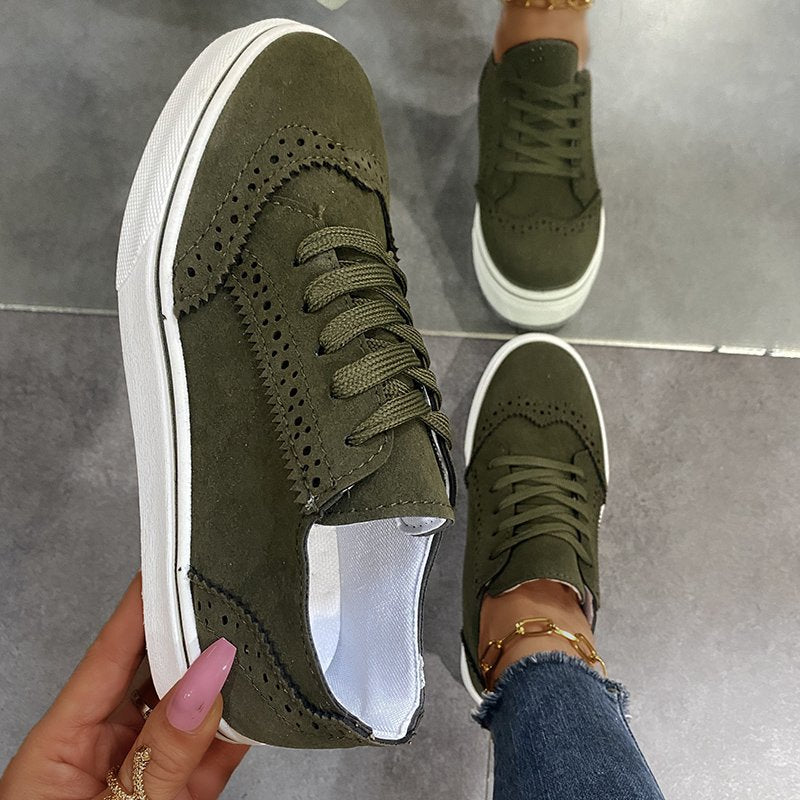Lace Up Round Toe Sneakers