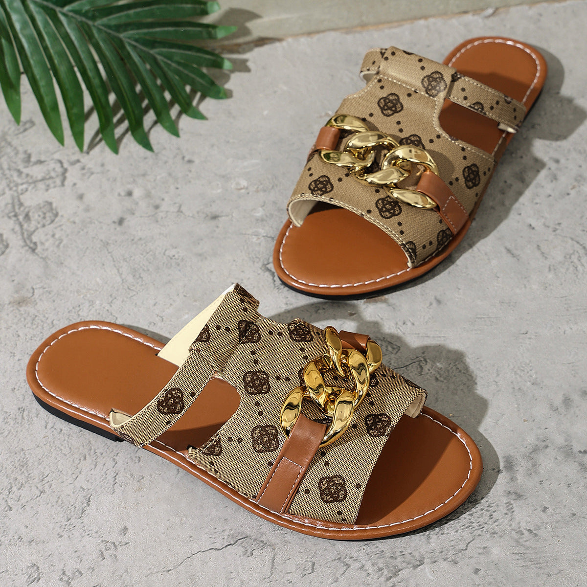 Chain-Decorated Patterned Slide Sandals
