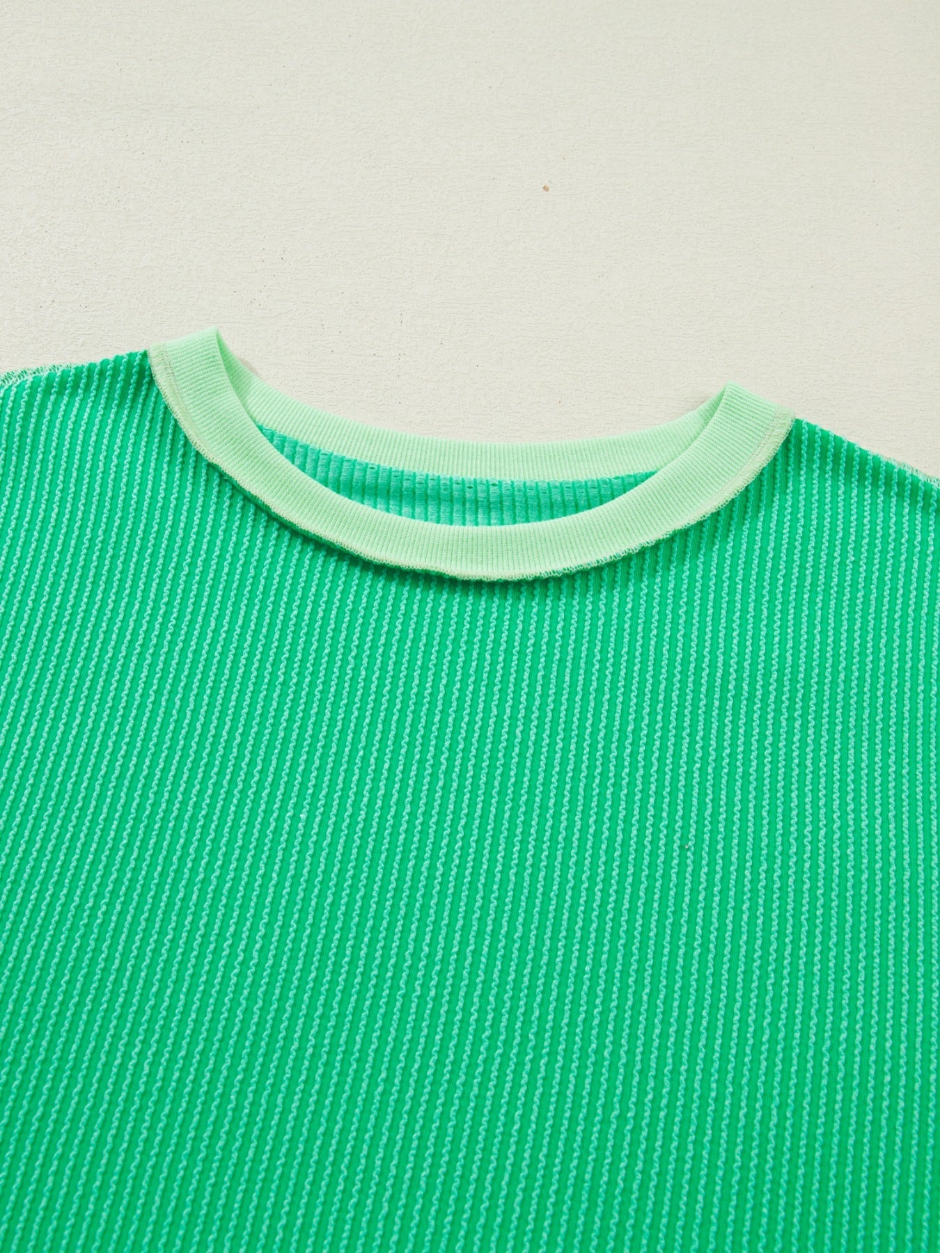Loose Uneven Hem Twist Ribbed T Shirt