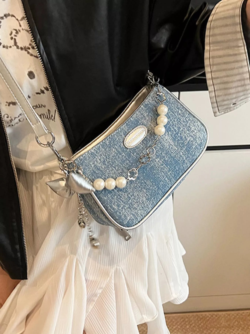 Pearl Chain Shoulder Bag