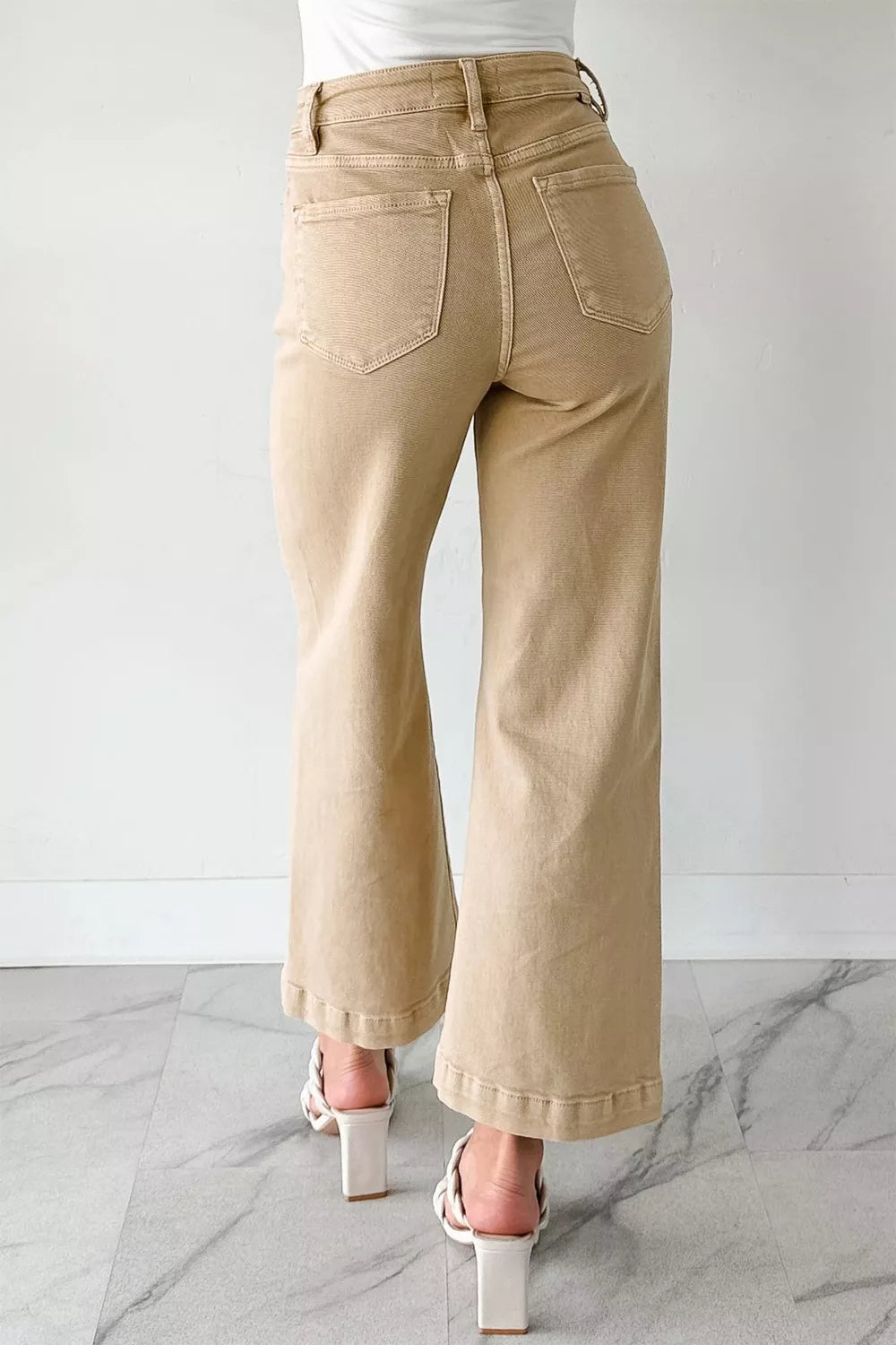 Solid Color Seamed Center Wide Leg Cropped Jeans
