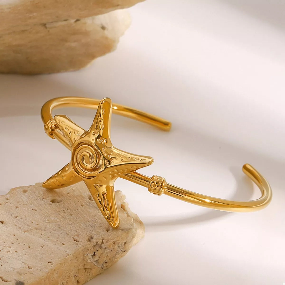 18K Gold-Plated Starfish Open Bracelet