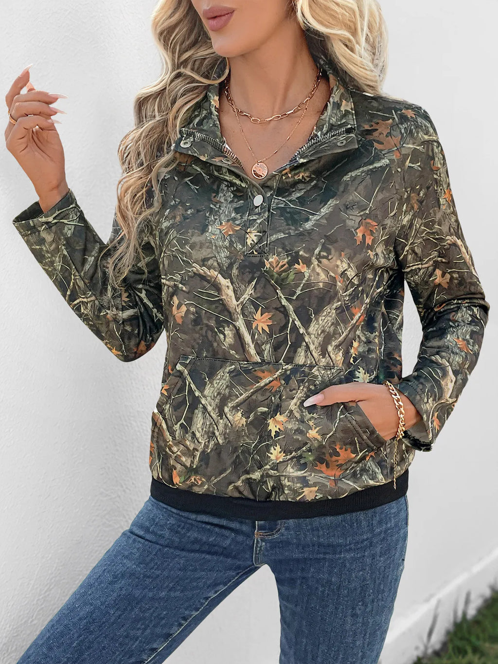 Printed Kangaroo Pocket Long Sleeve Sweatshirt