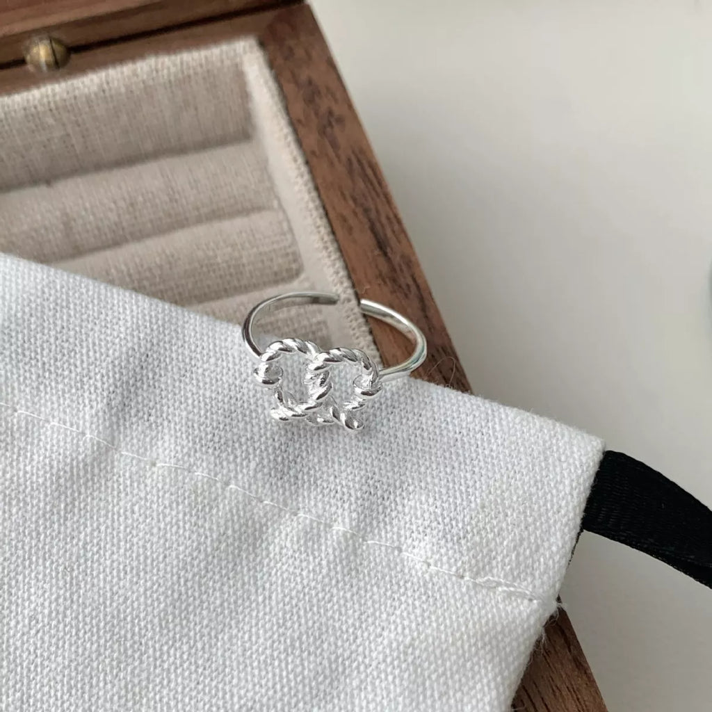 925 Sterling Silver Heart Knot Ring
