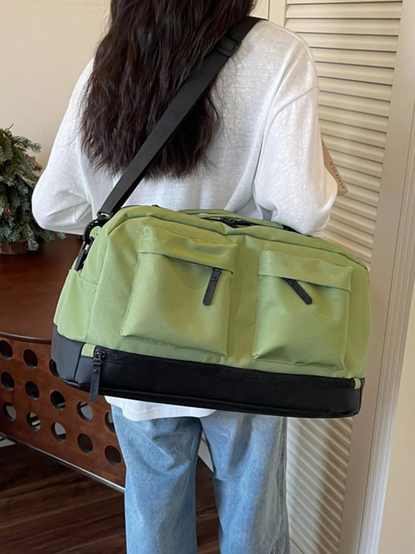 Multiple Pockets Travel Bag