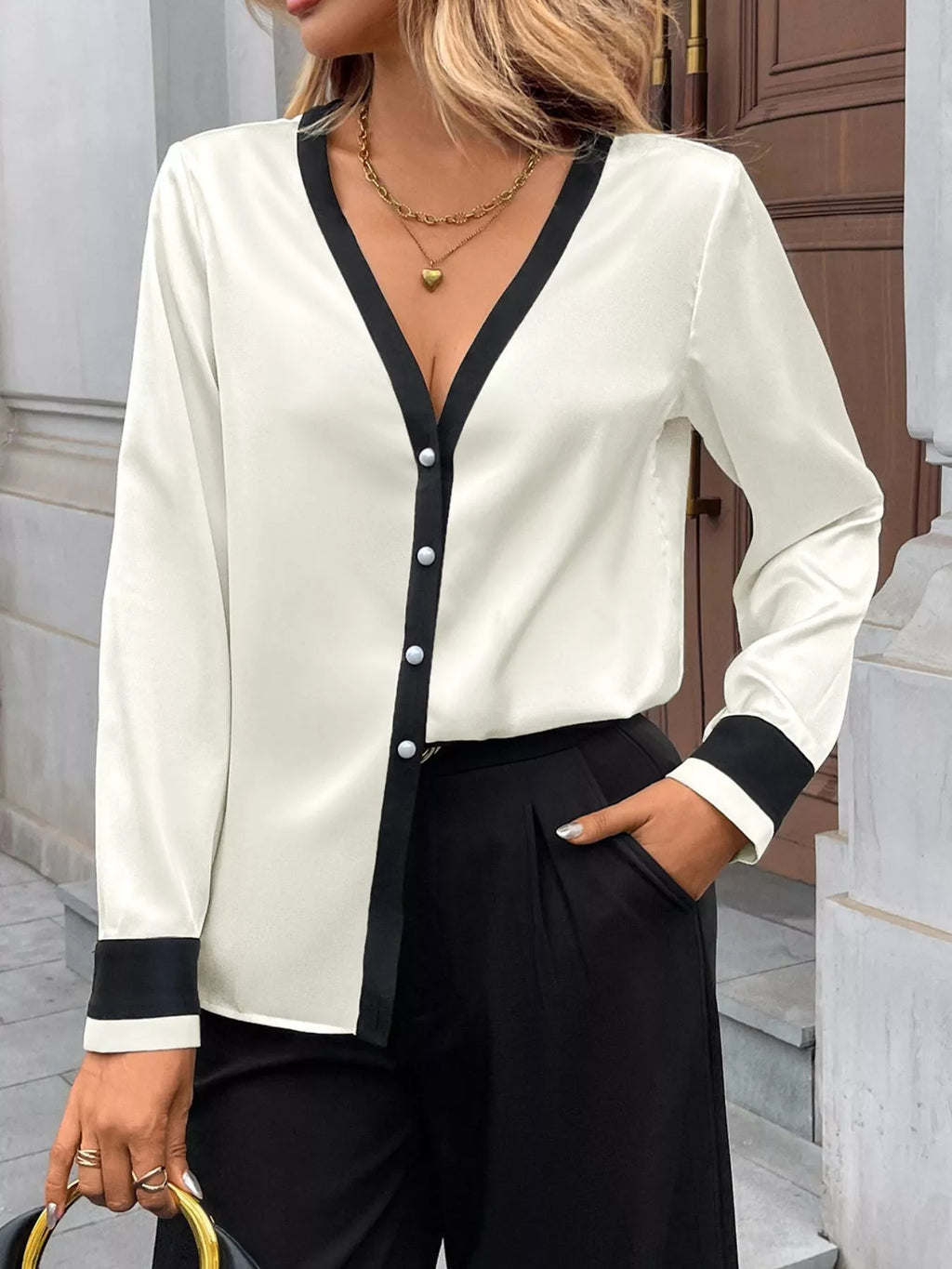 Contrast Trim V-Neck Blouse