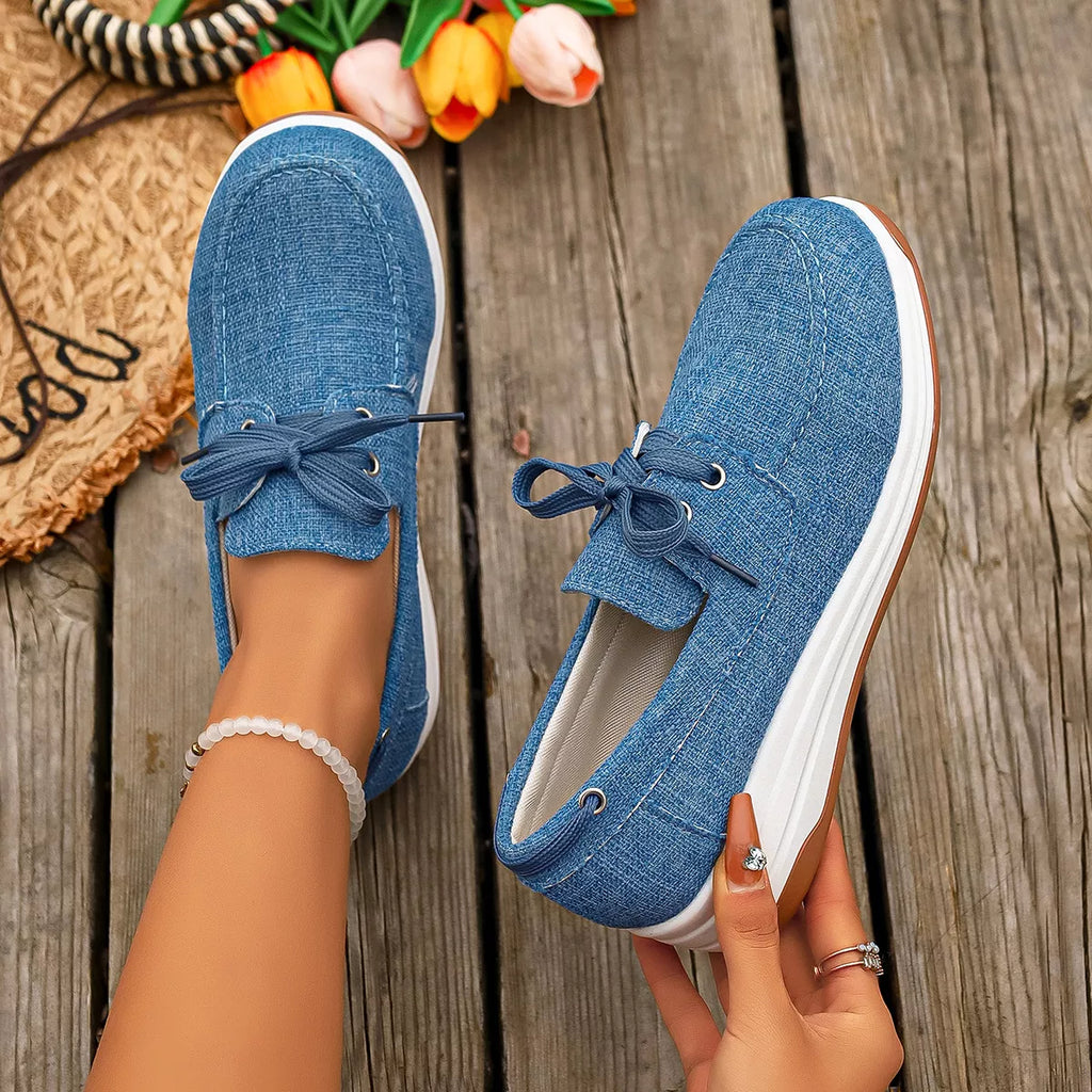 Lace Up Round Toe Sneakers