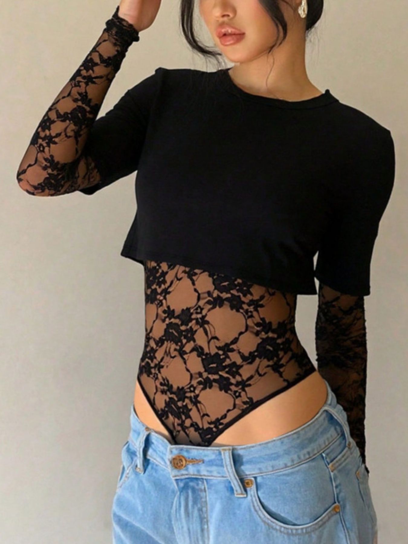 Lace Patchwork Round Neck Bodysuit