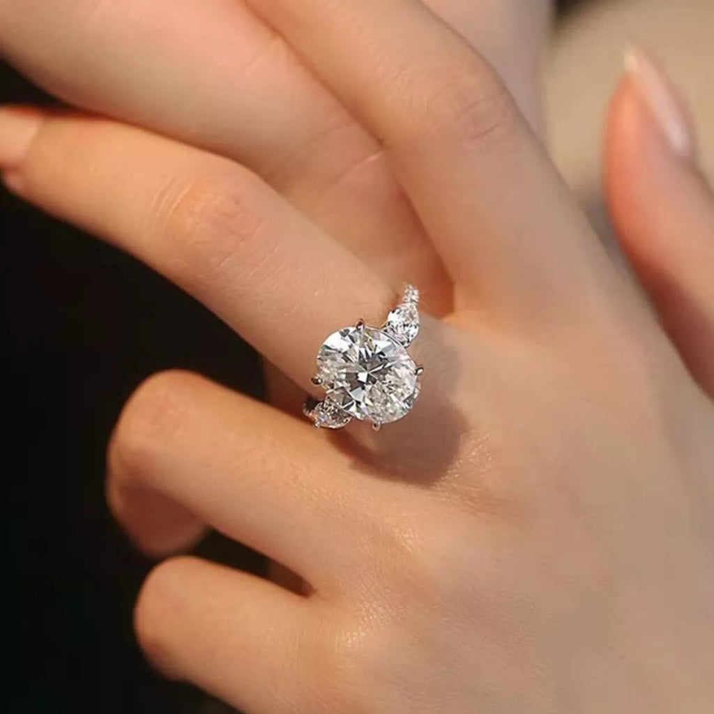 2 Carat 925 Sterling Silver Moissanite Oval Ring