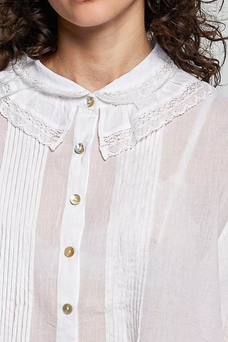 POL Woven Lace Trim Pintuck Button-Down Shirt