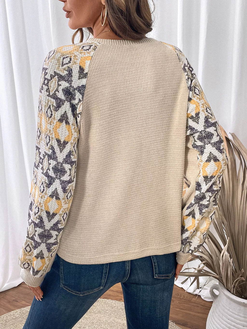 Geometric Pattern Long Sleeve T-Shirt