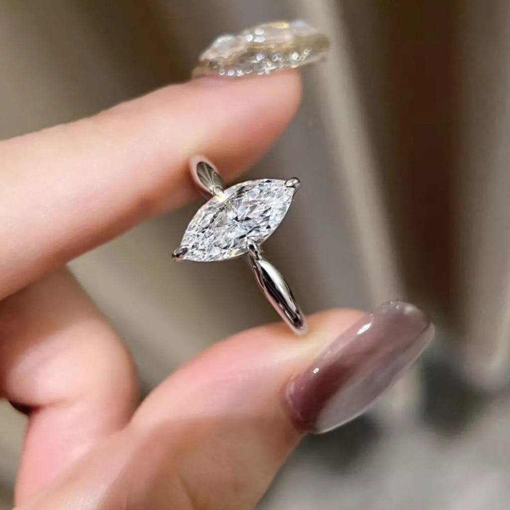 2 Carat Moissanite 925 Sterling Silver Ring