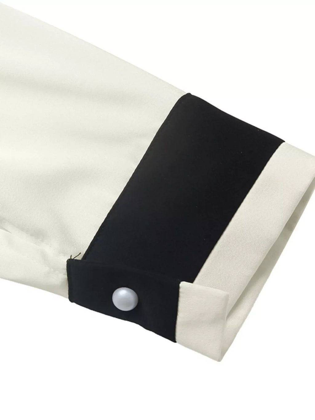 Contrast Trim V-Neck Blouse