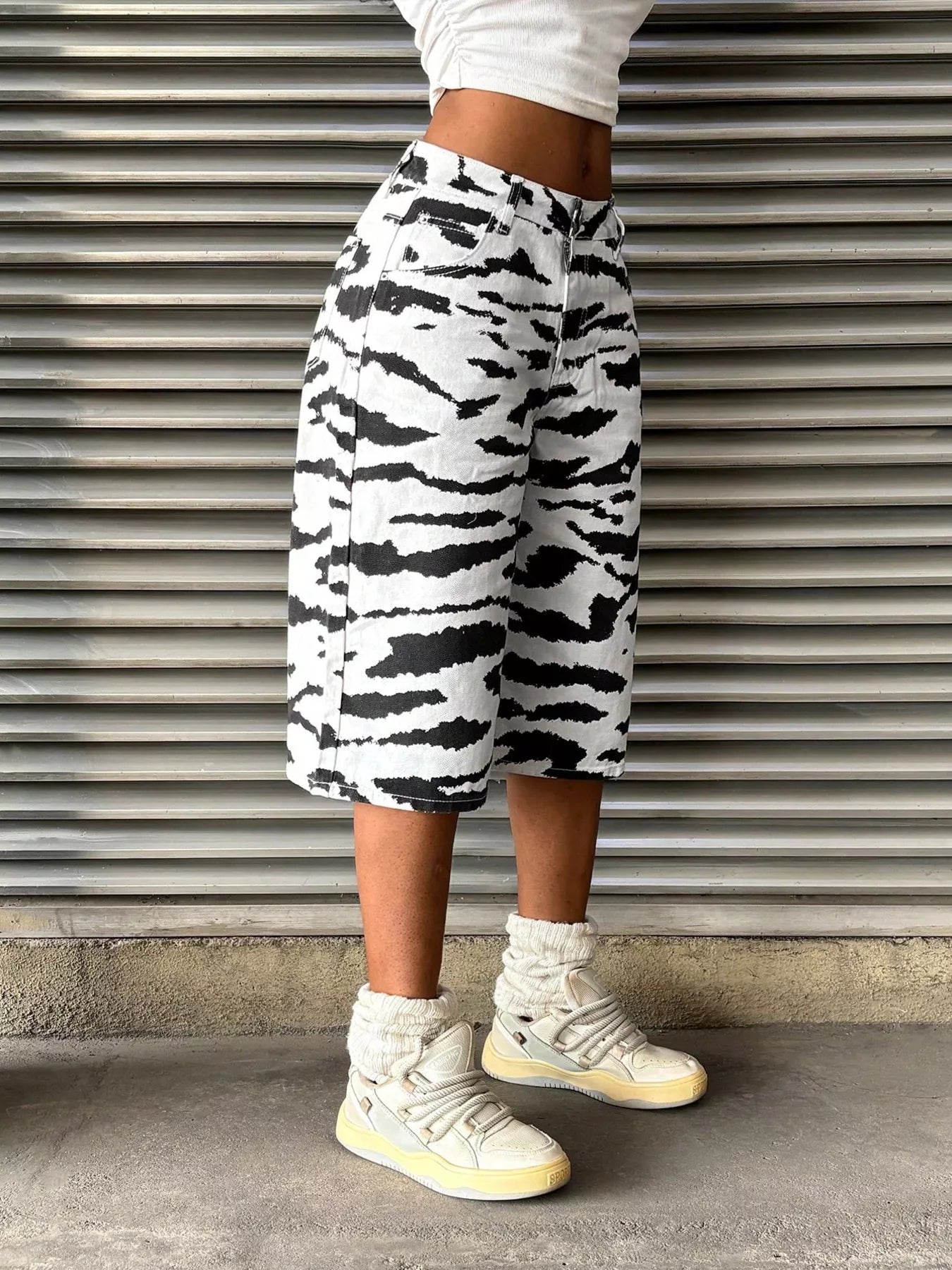 Zebra Print Wide Leg Denim Capris