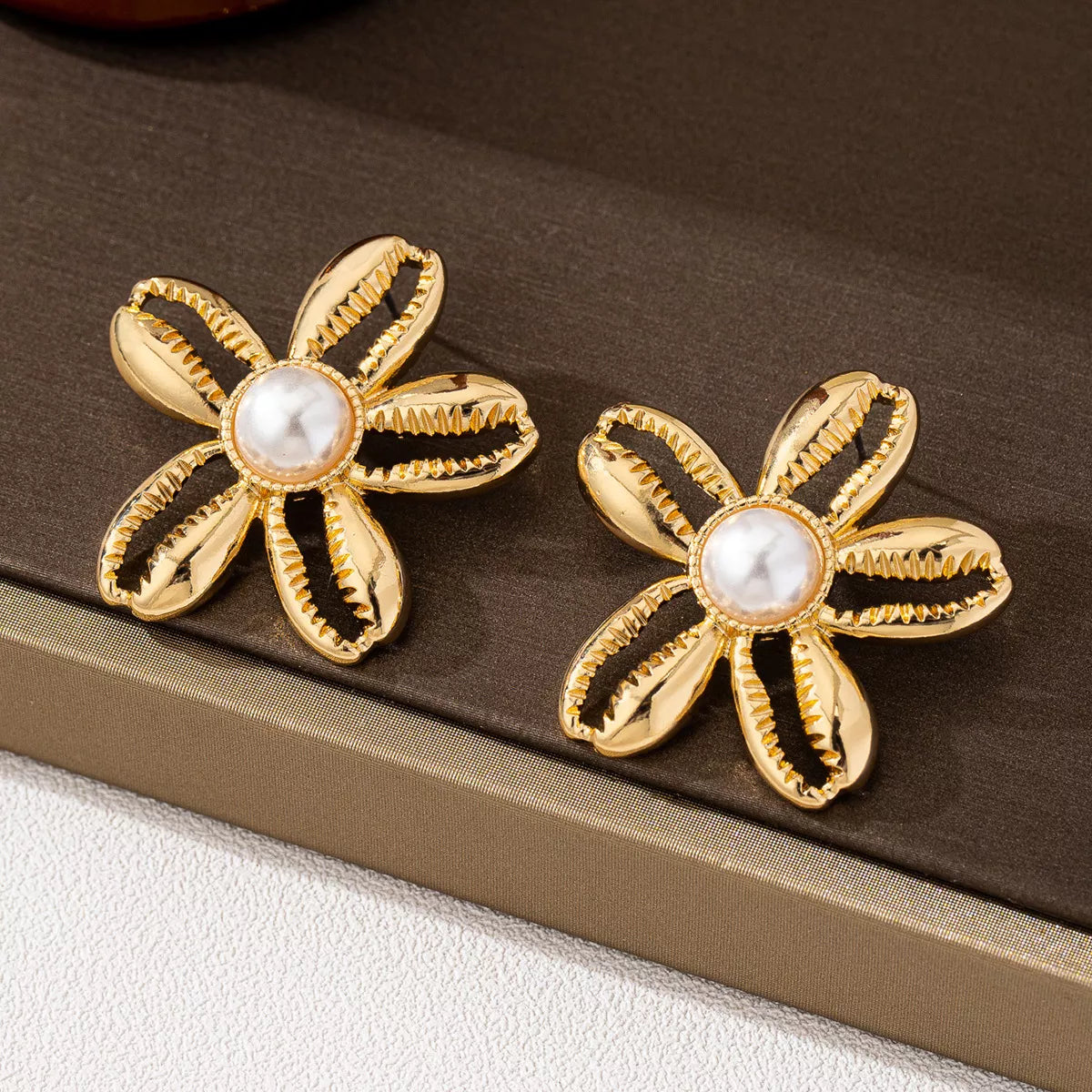 18K Gold-Plated Gold Flower Synthetic Pearl Stud Earrings