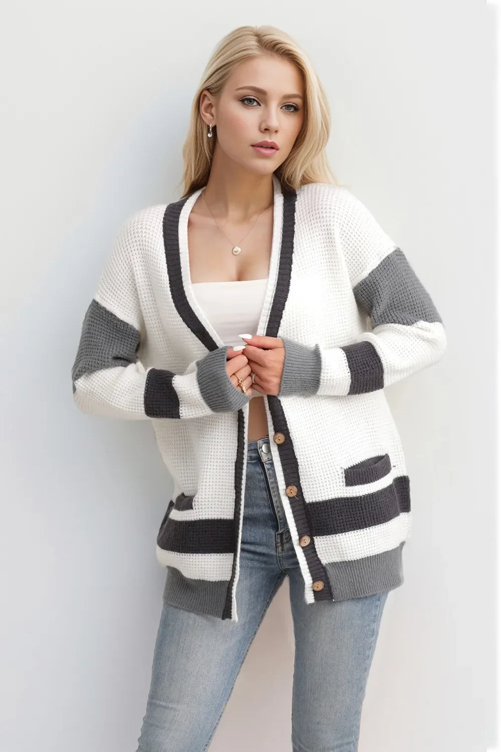 Pocketed Contrast V-Neck Long Sleeve Cardigan