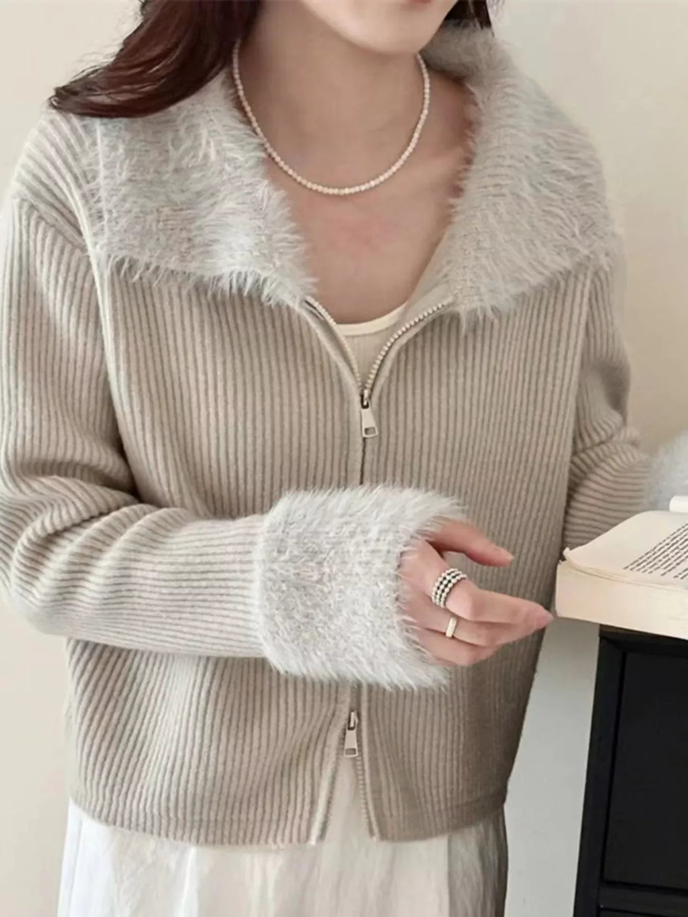 Fluffy Trim Zip-Up Cardigan