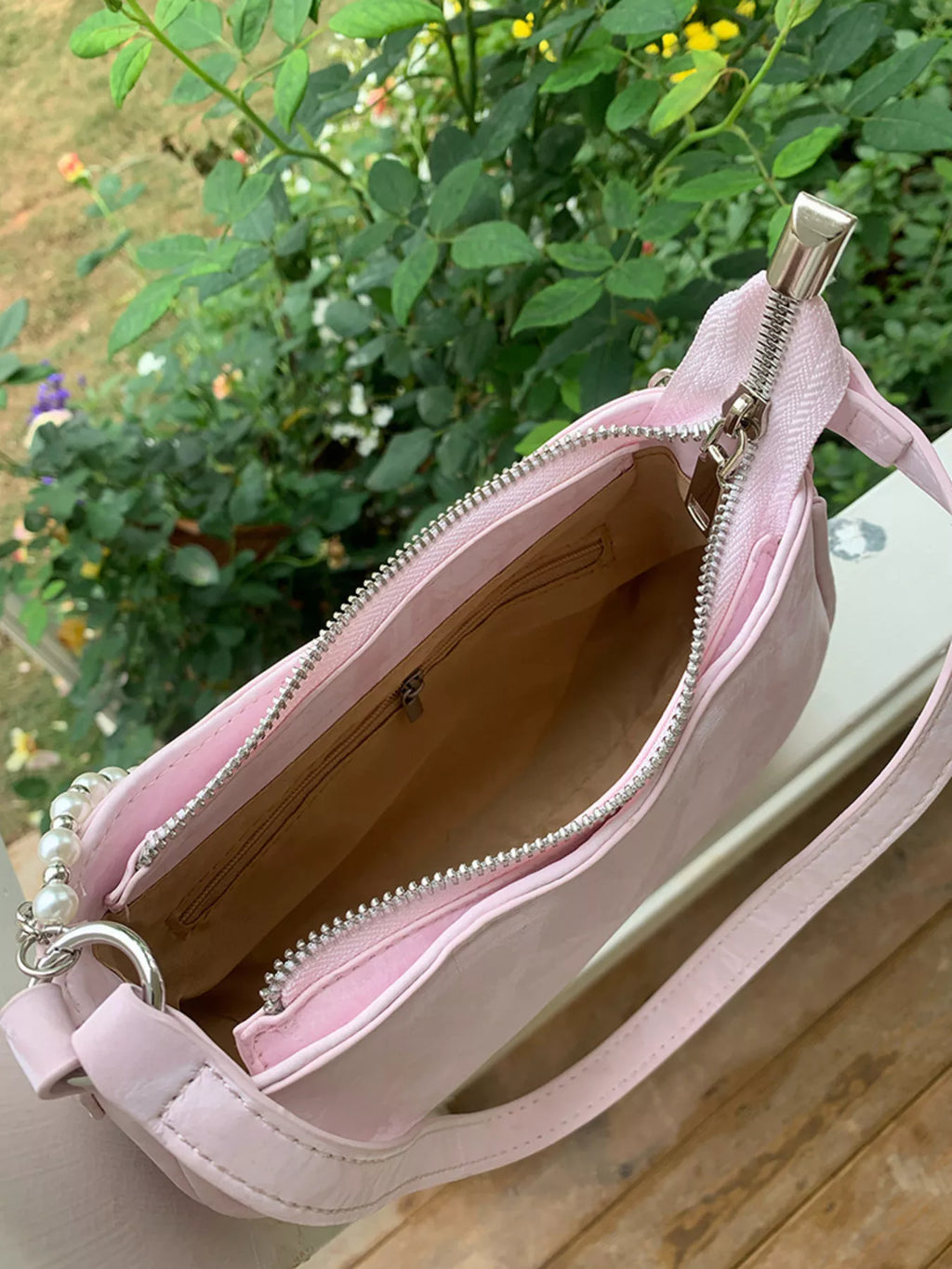 Pearl Chain Shoulder Bag