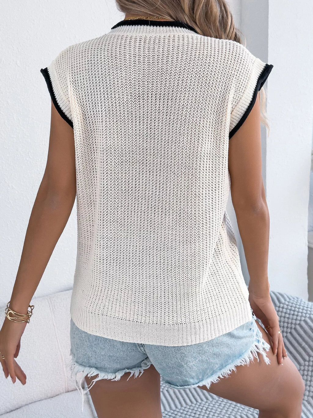 Contrast Trim Round Neck Cap Sleeve Sweater