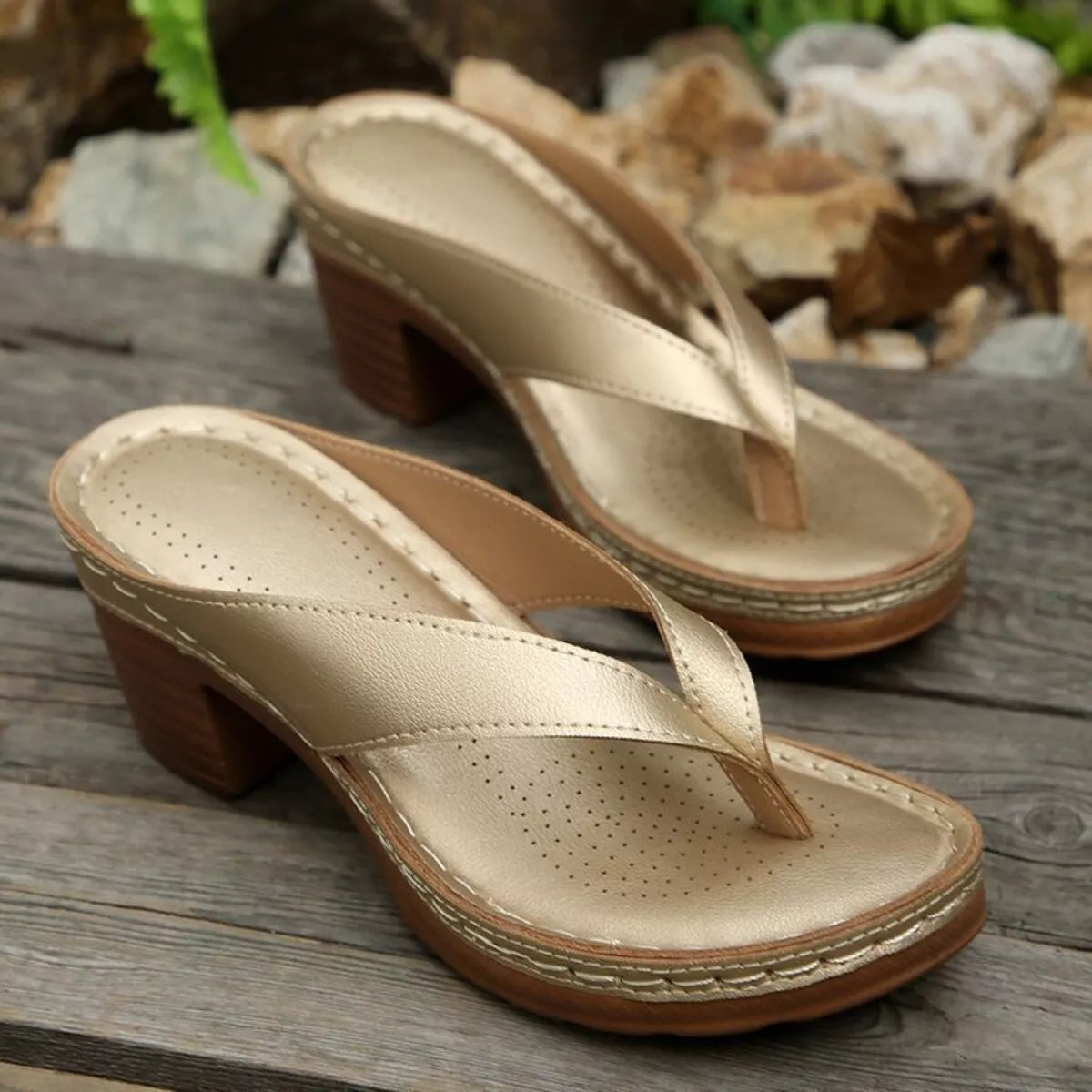 Toe Post Block Heels Sandals