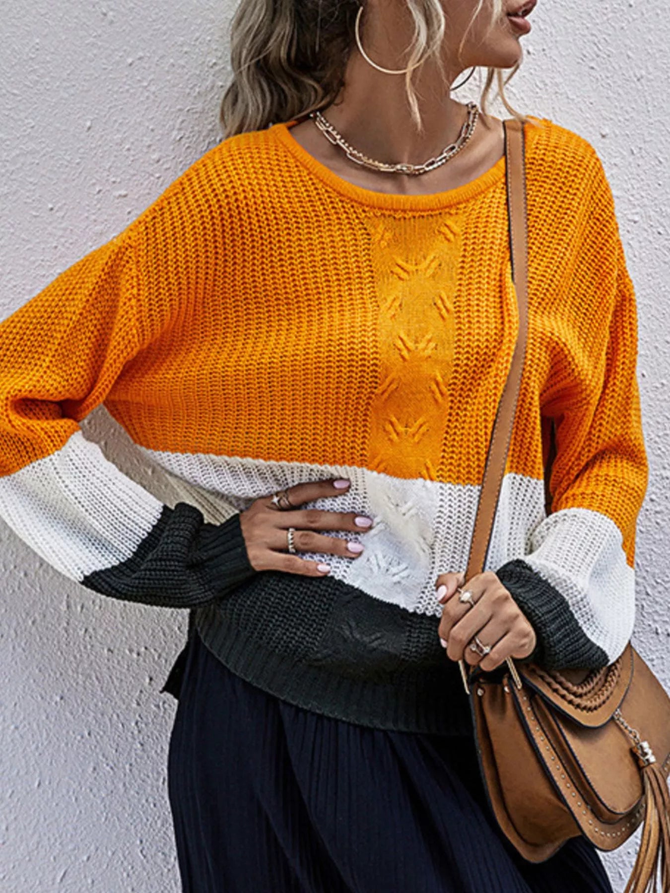 Color Block Round Neck Sweater