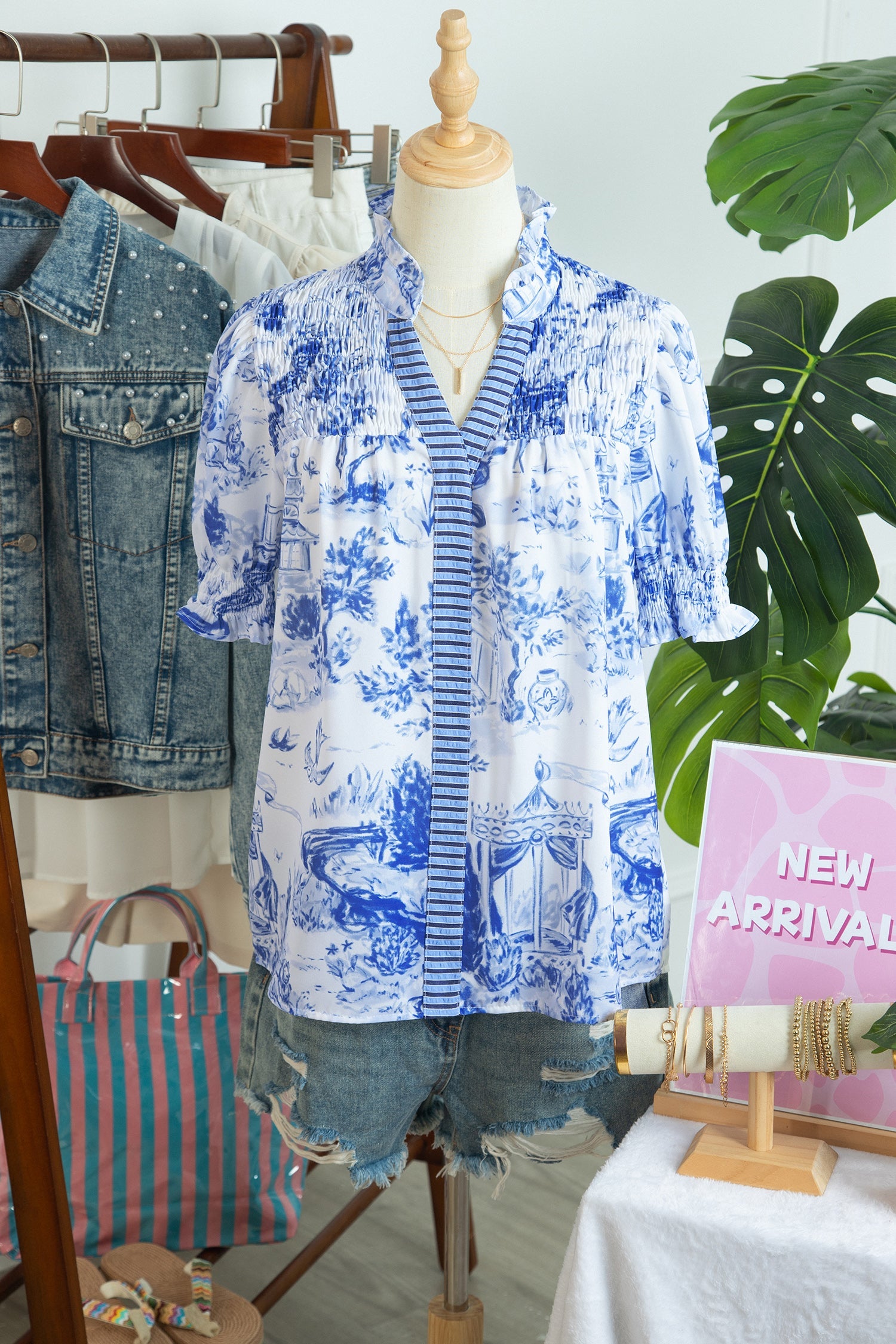 Floral Stripe Contrast V-Neck Puff Sleeve Blouse