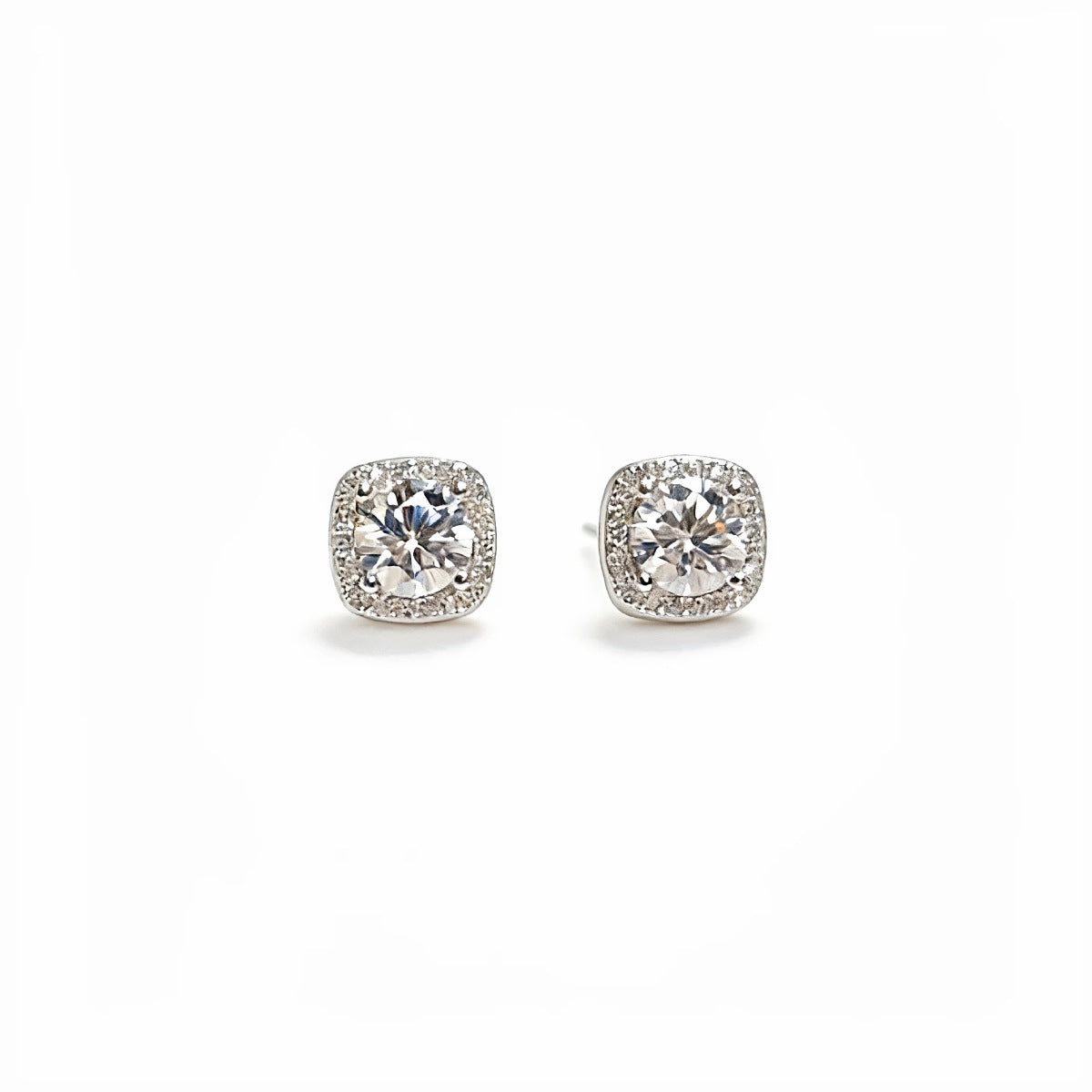 1 Carat Moissanite 925 Sterling Silver Stud Earrings