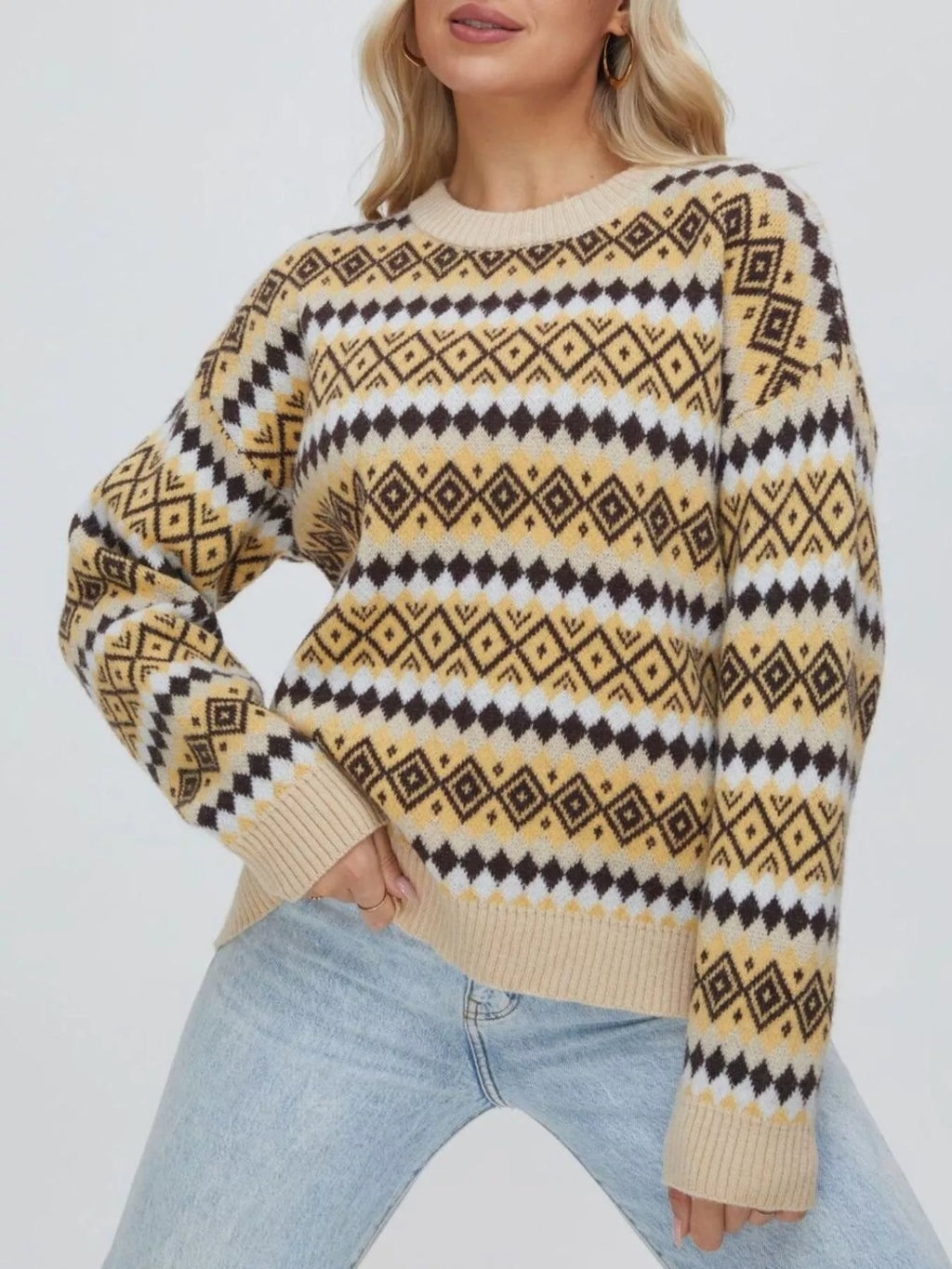 Geometric Pattern Round Neck Sweater