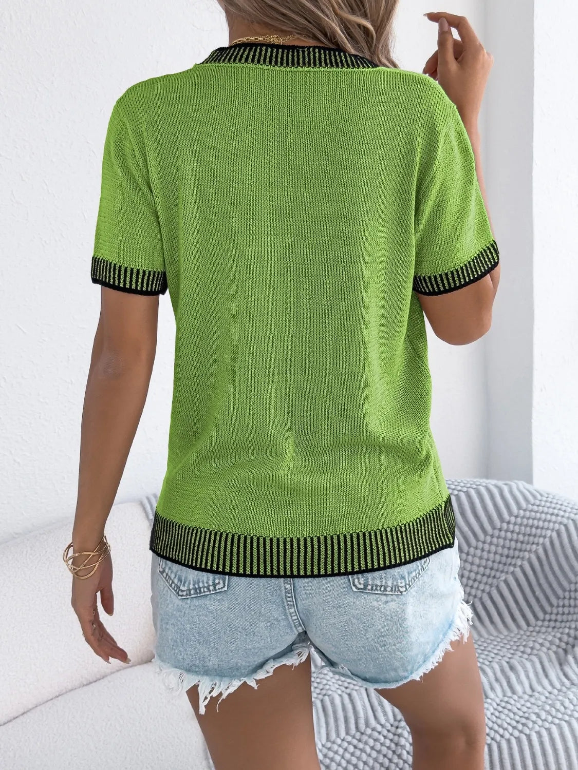 Round Neck Short Sleeve Knit Top