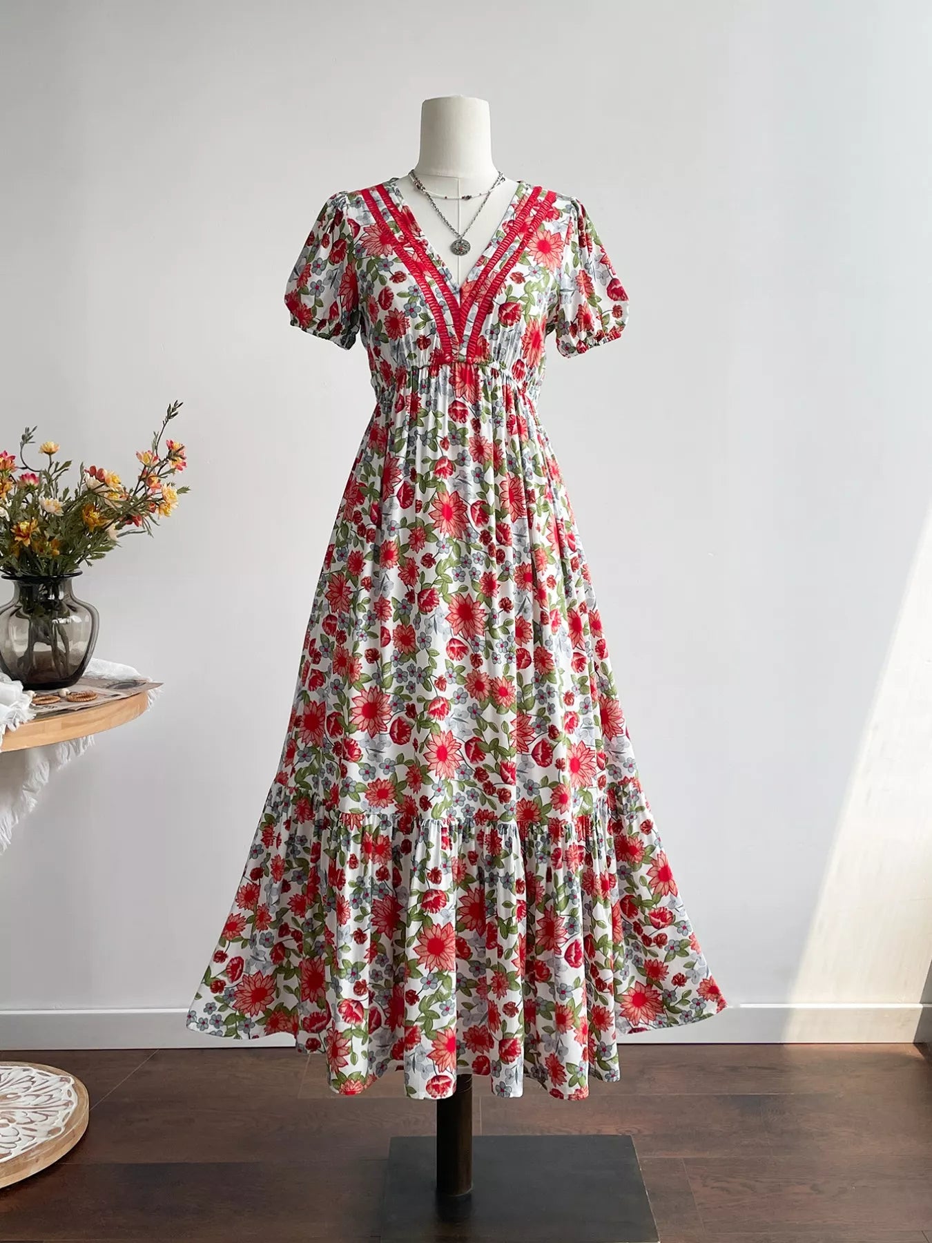 Floral Print V-Neck Ruffle Hem Midi Dress