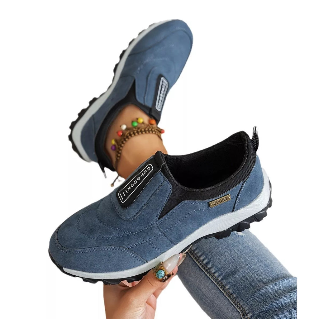 Round Toe Breathable Sneakers