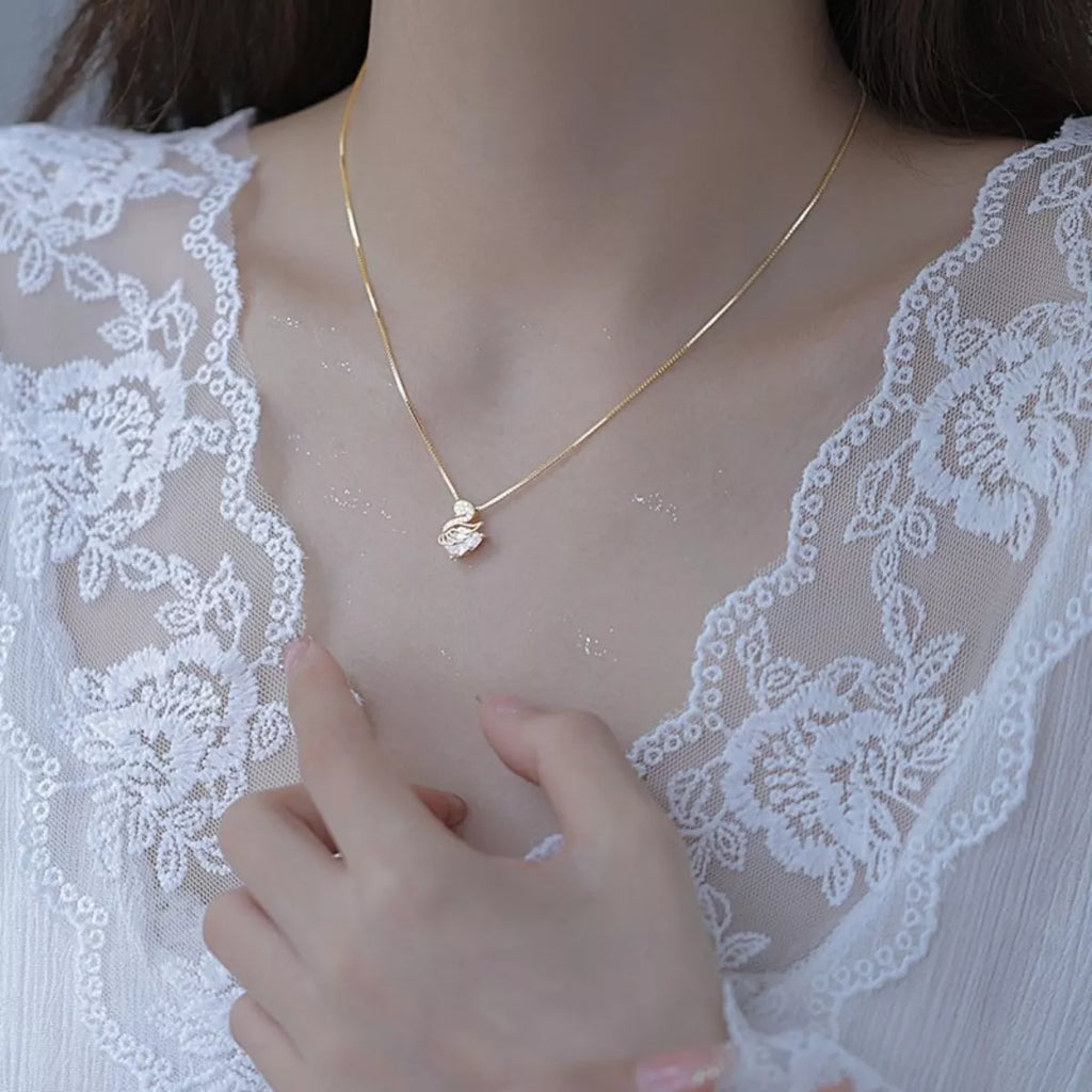 925 Sterling Silver Zircon Pendant Necklace