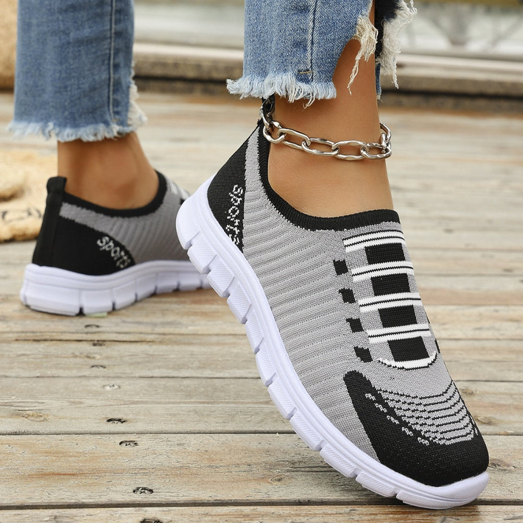 Mesh Round Toe Sneakers