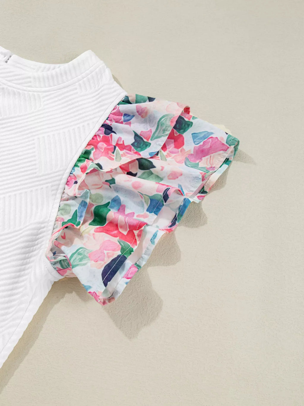 Abstract Print Tiered Ruffled Sleeve Textured Knit Top