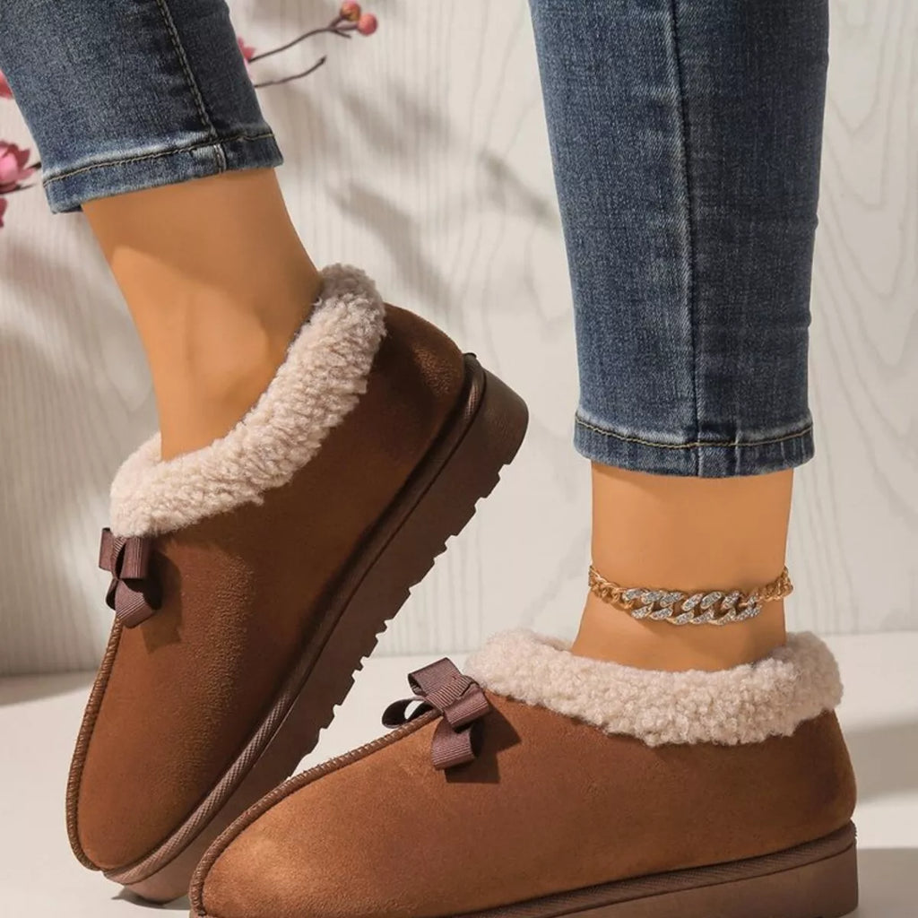 Cozy Bowknot Plush Lined Slip-Ons