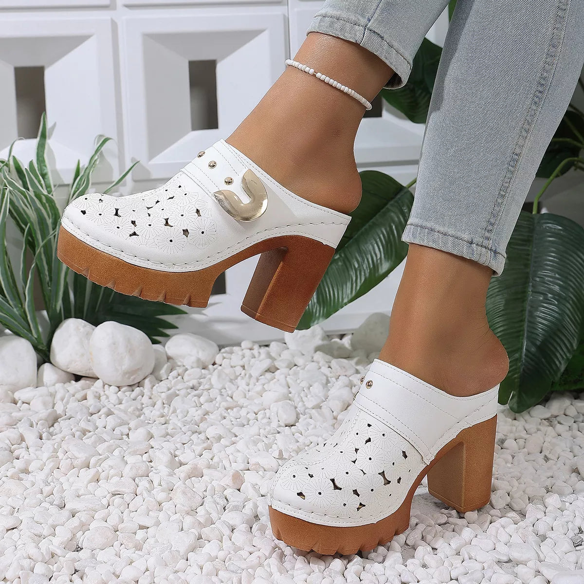 Round Toe Block Heels Sandals