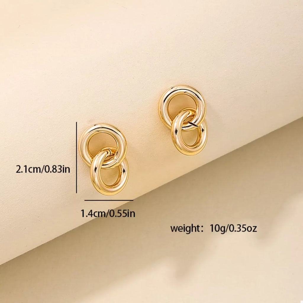 Interlocked Chain Link Stud Earrings