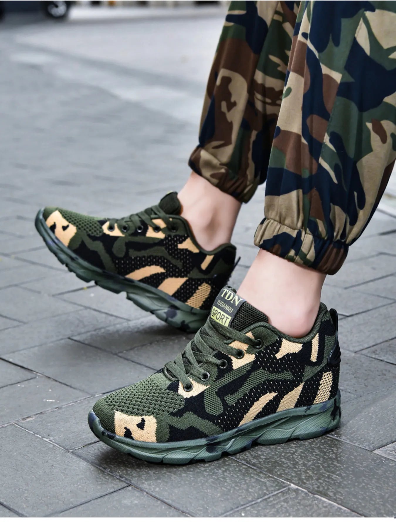 Camouflage Mesh Athletic Sneakers