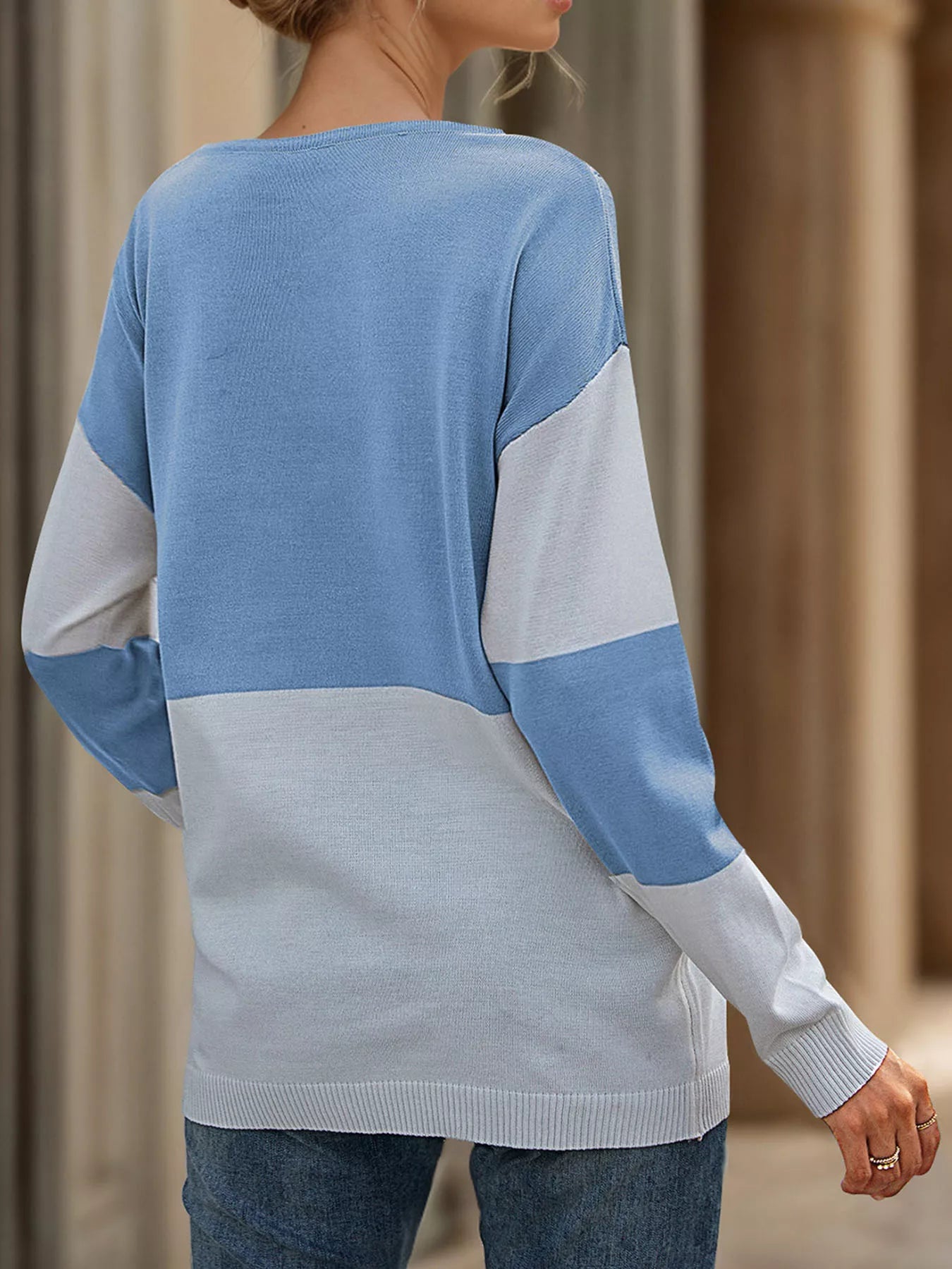 Color Block V-Neck Knit Top