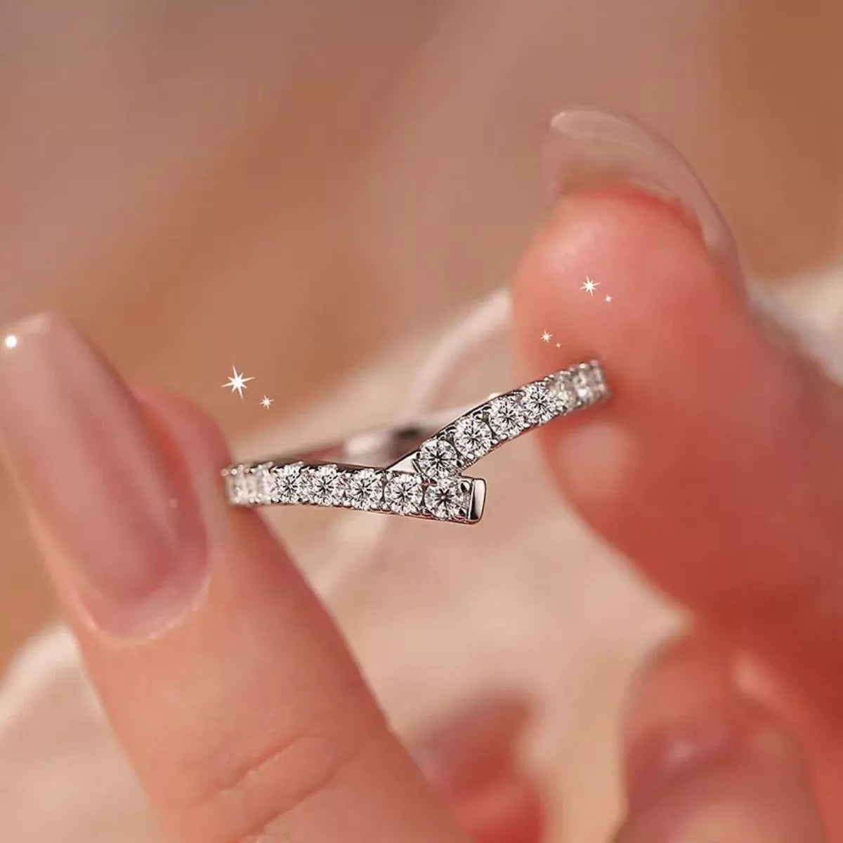 925 Sterling Silver Moissanite Geometric Ring