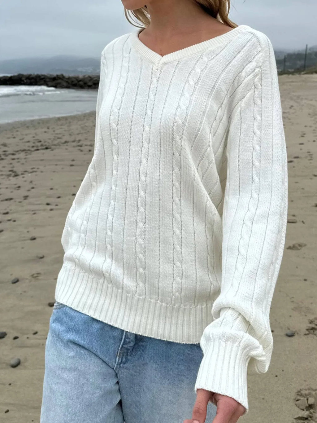 Cable Knit V-Neck Pullover Sweater