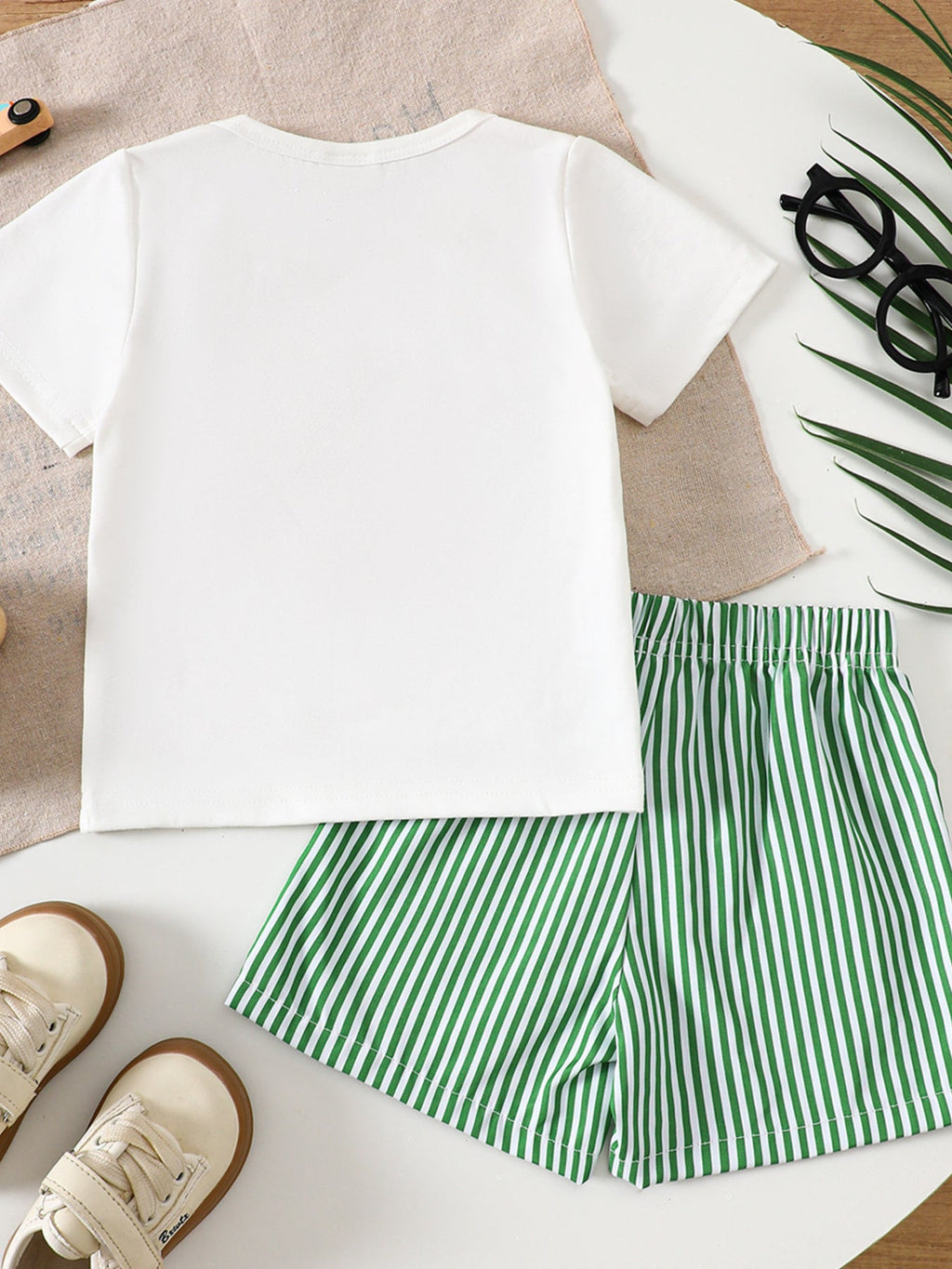 Children's Cartoon Tractor Embroidered Tee and Shorts Set